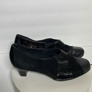 Aravon casual formal black shoes size 9.5 D